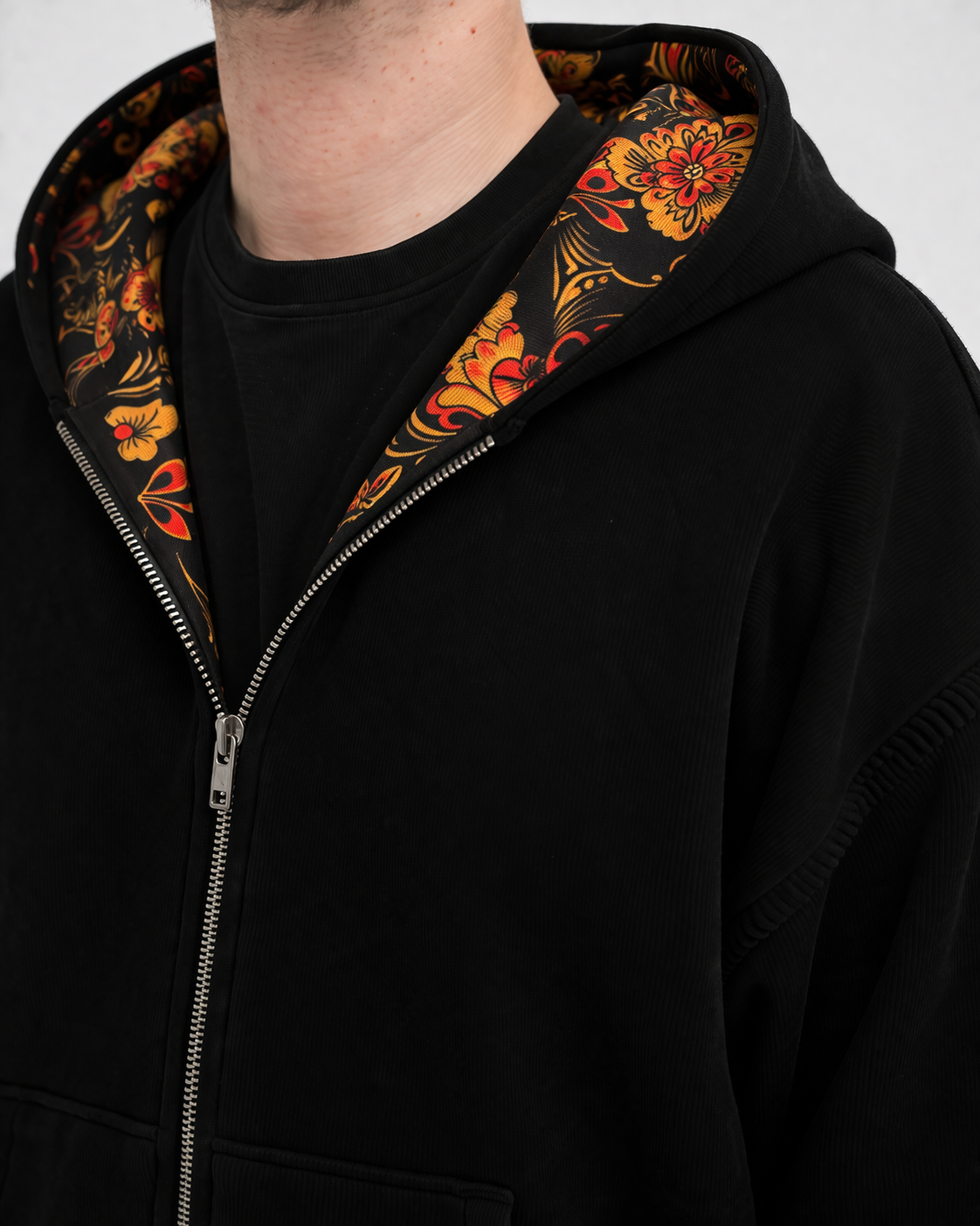 Худи Гжель № 1 Red Edition со спины